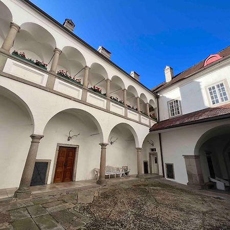 Villa Charming Castle In Austria Schwertberg Exterior foto